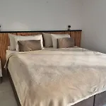 N0T Available